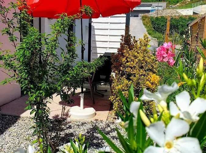 Petit Pre Penzion 3*